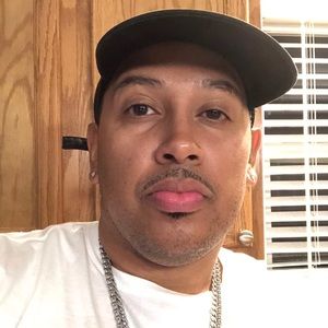 Meet your Posher, Santino